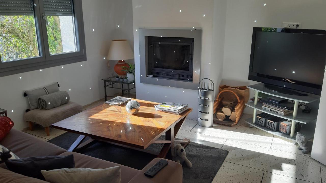 1 Chambre Double "Le Devenir" Saint-Julien-les-Villas Exterior photo